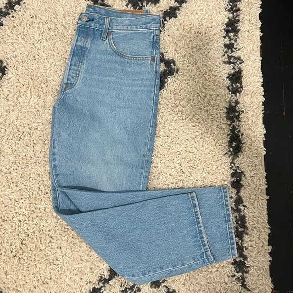 Levi 501 Jeans - Picture 1 of 6